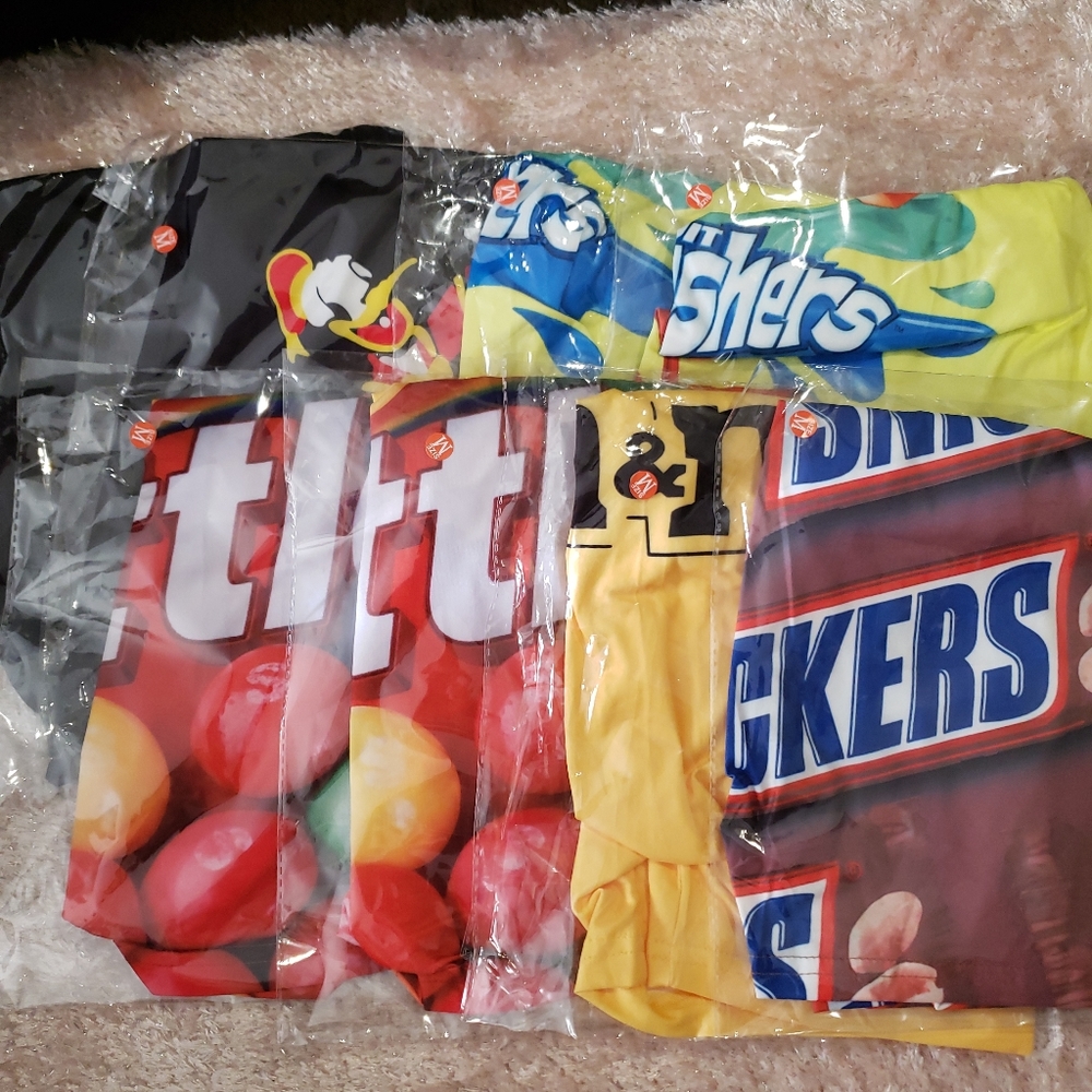 snack shorts...... leave in comment box the size that is needed before purchase - Picture 3 of 3